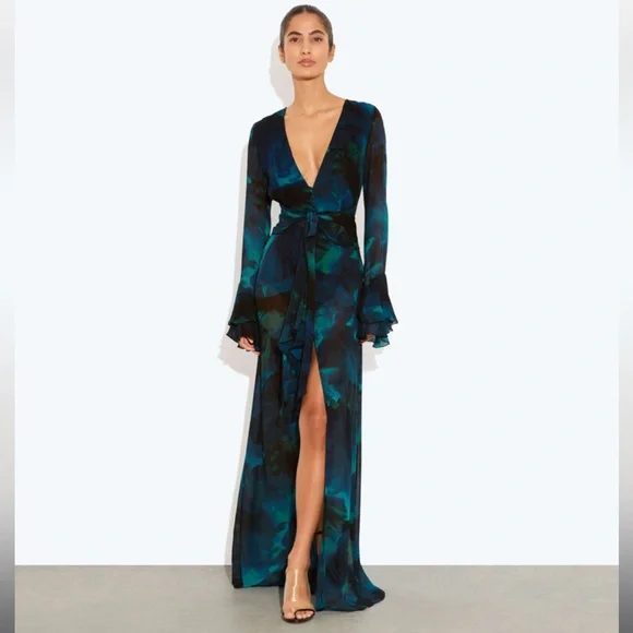 Rat & Boa Fiorella Deep V-Neck Long Sleeve Dress - Picture 1 of 10